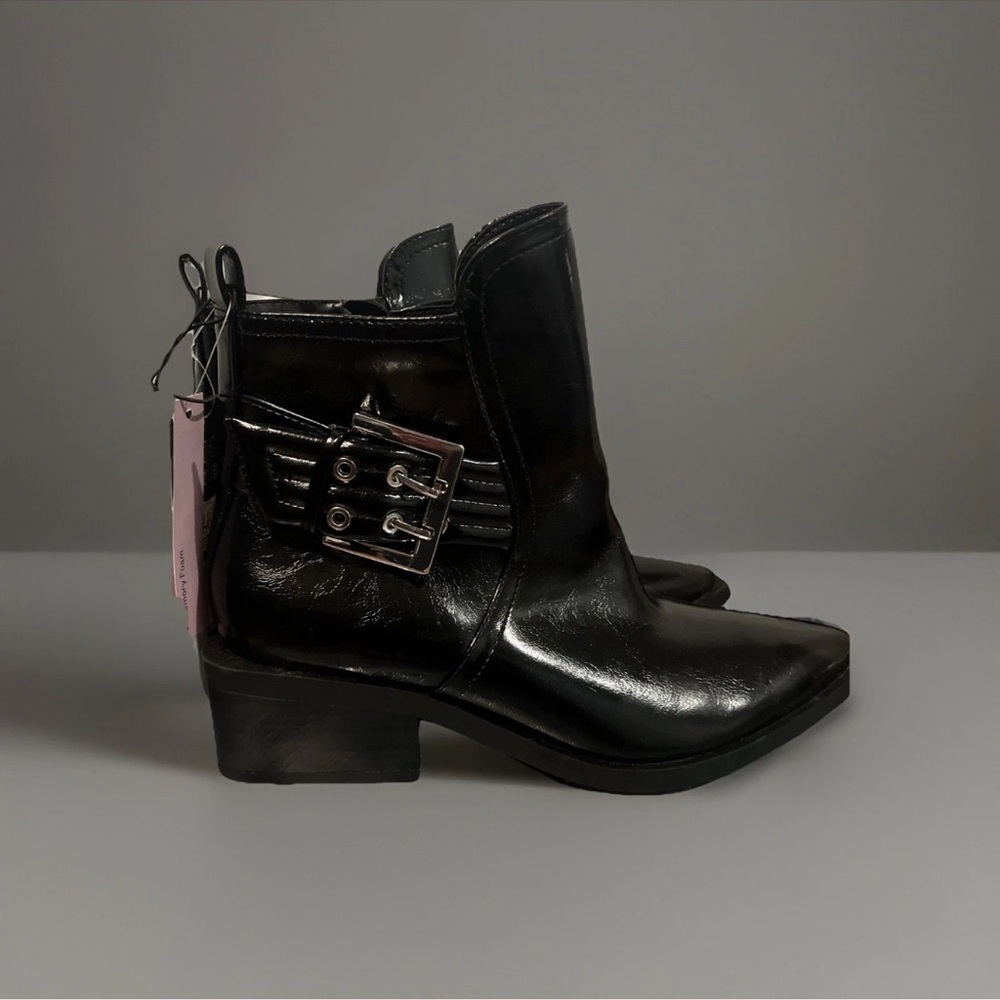 Wild Fable Black Leather Ankle Boots